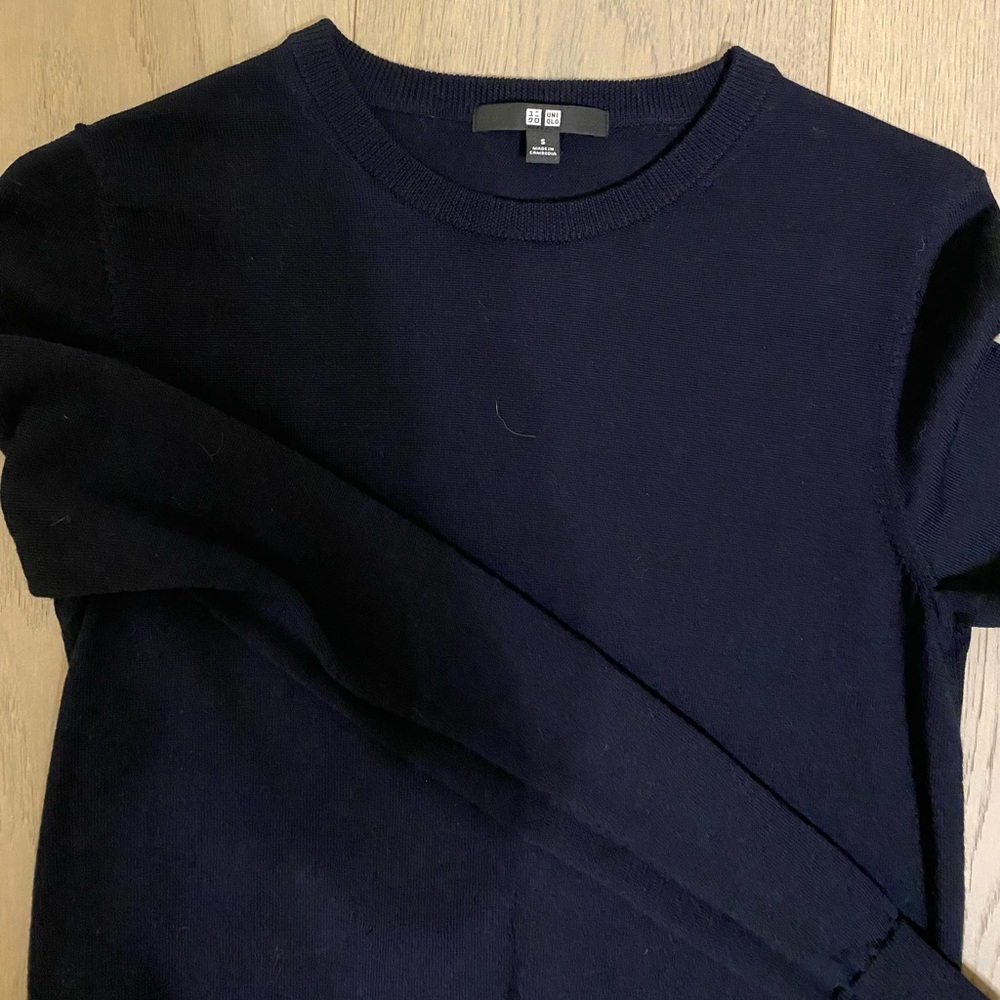 uniqlo knit long sleeve